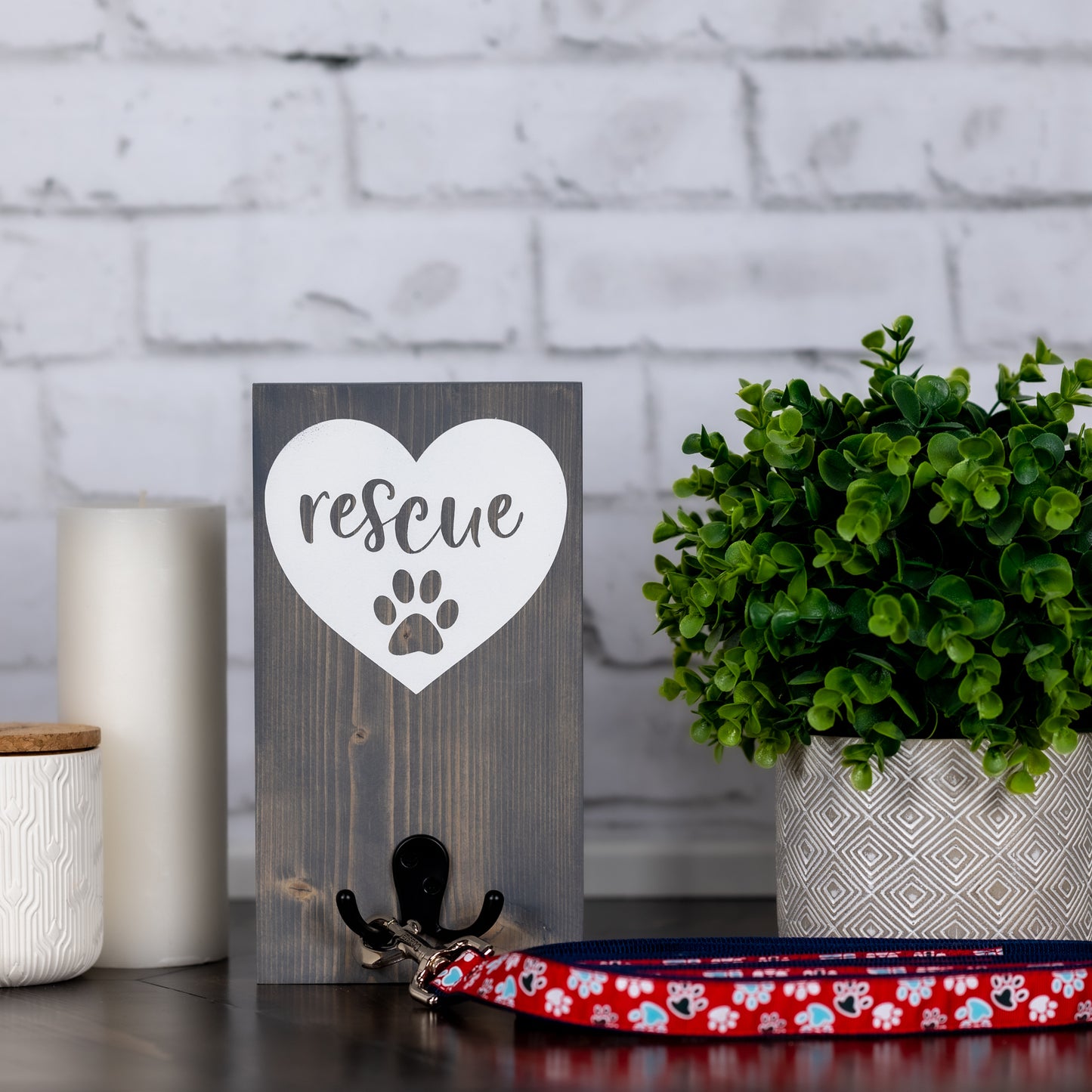 rescue paw print ~ dog leash holder