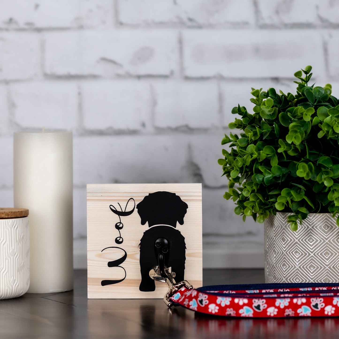 woof dog butt ~ dog leash holder